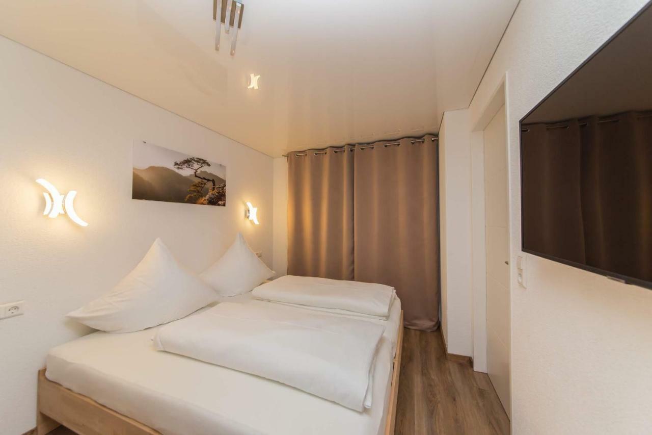 Landmann Apartment Metzingen Metzingen  Buitenkant foto